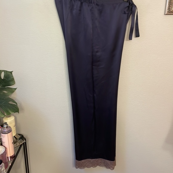 NWOT Juliannarae The Serendipity Silk Pajama Pant Navy XSP - Picture 4 of 6